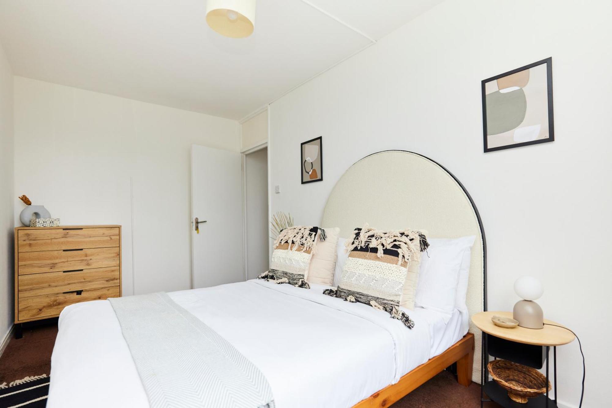 The Kennington Park Crib - Lovely 2Bdr Flat With Garden London Kültér fotó