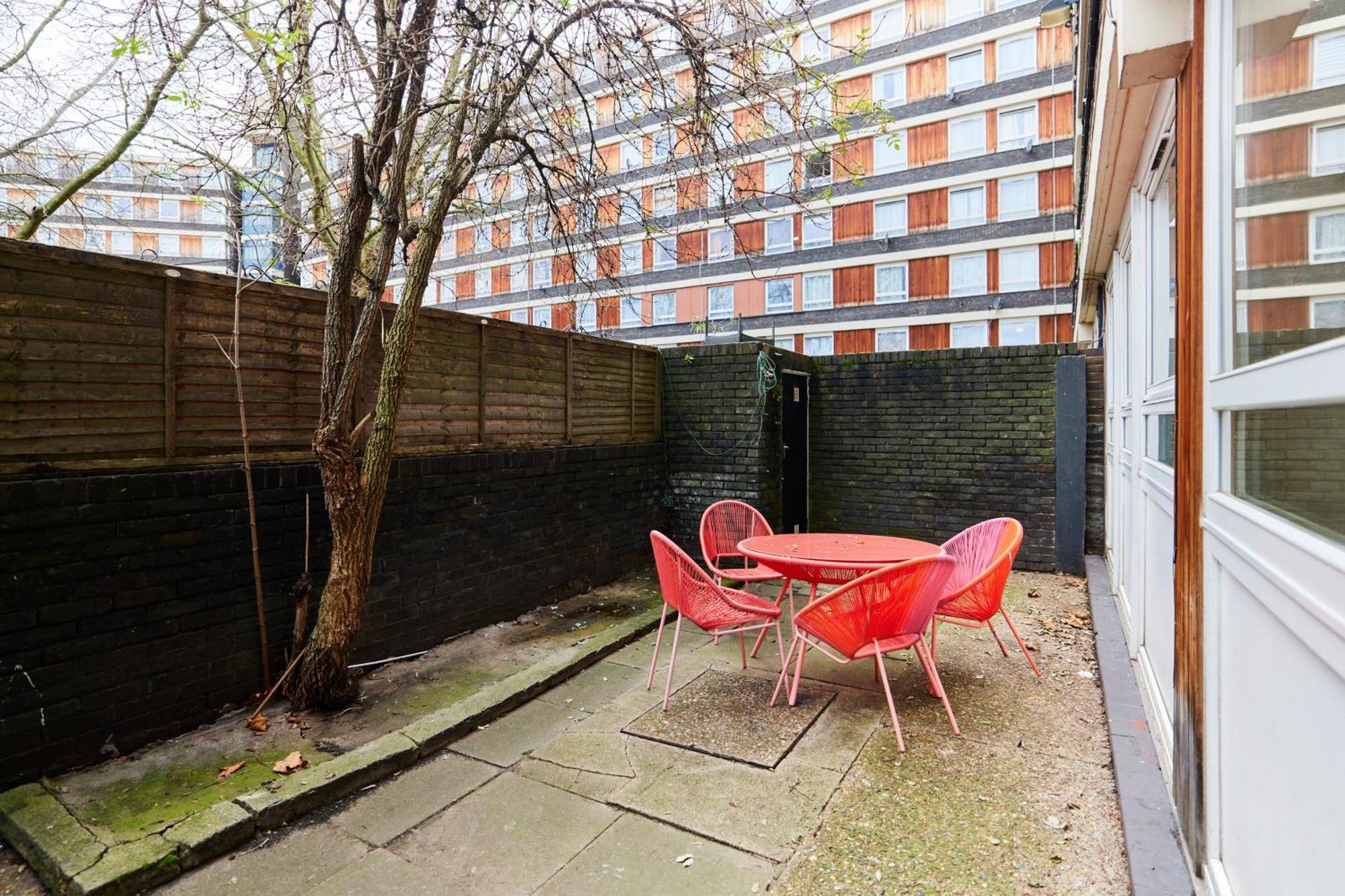 The Kennington Park Crib - Lovely 2Bdr Flat With Garden London Kültér fotó
