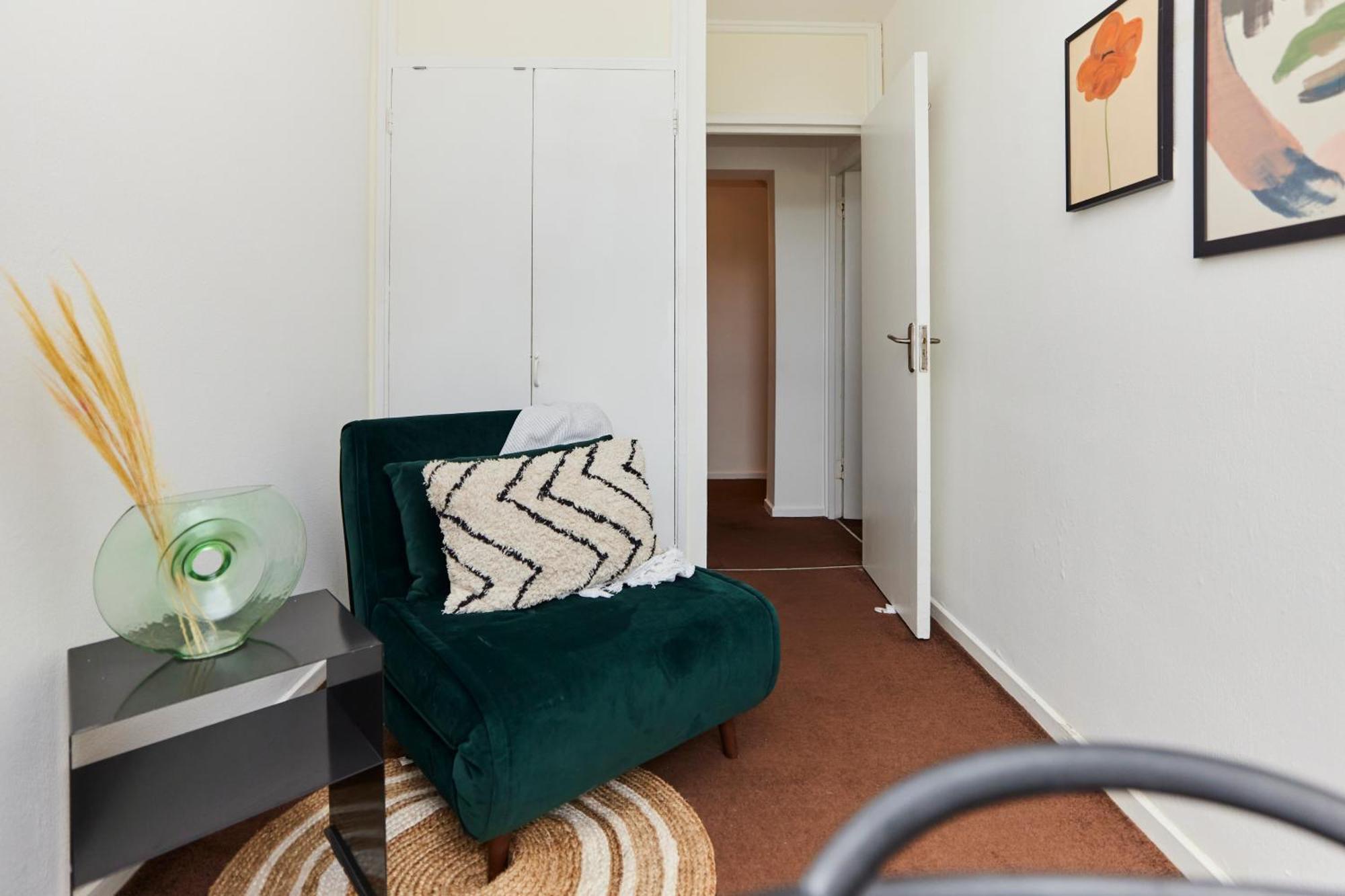 The Kennington Park Crib - Lovely 2Bdr Flat With Garden London Kültér fotó